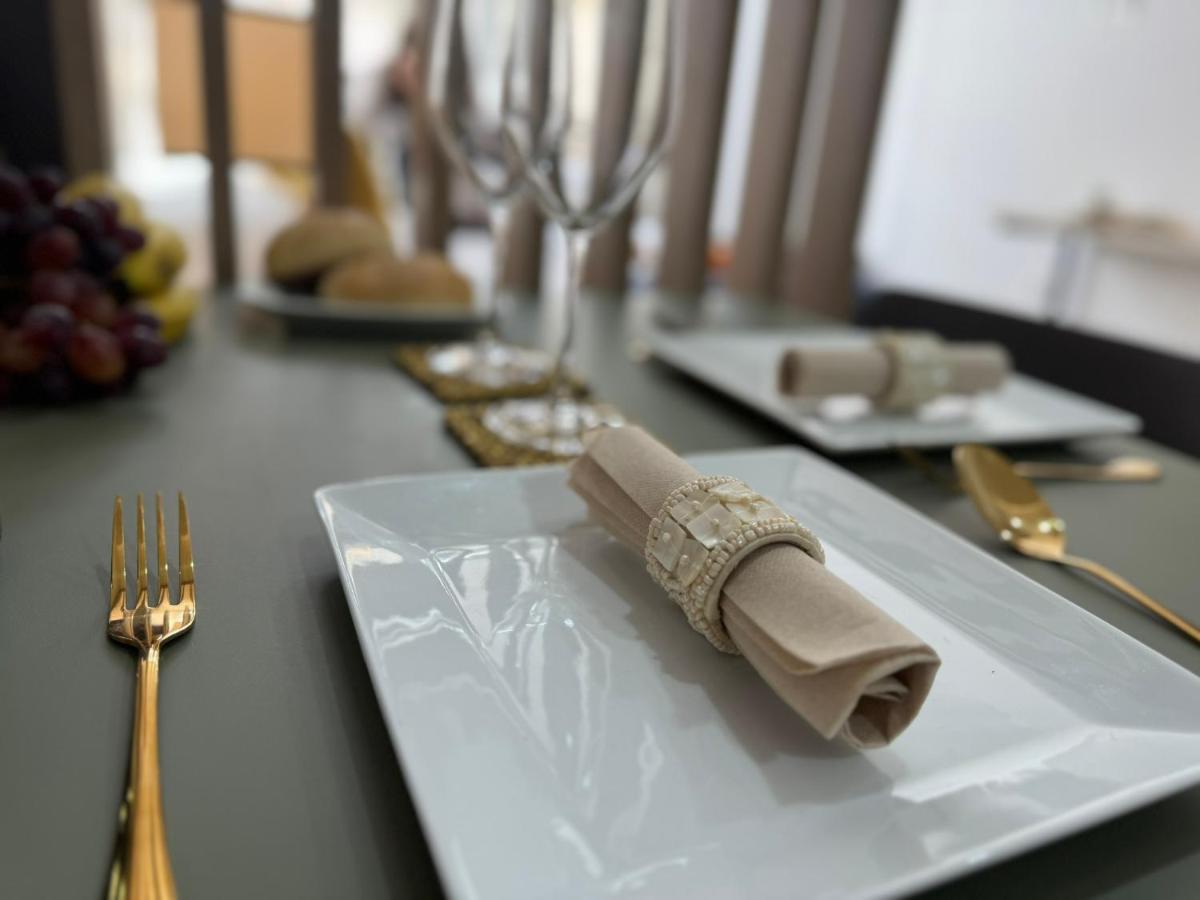 Apartamentos San Juan Suites Badajoz Buitenkant foto